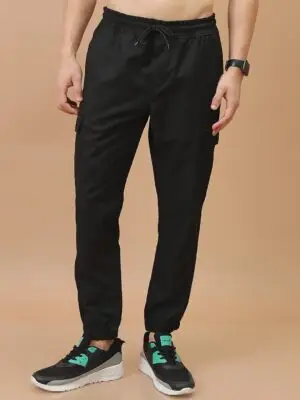 ff82fb7f-dbf1-4d91-b21c-b2a81793a3a71734338739196-HIGHLANDER-Men-Regular-Fit-Plain-Cargo-Jogger-Trousers-43417-1